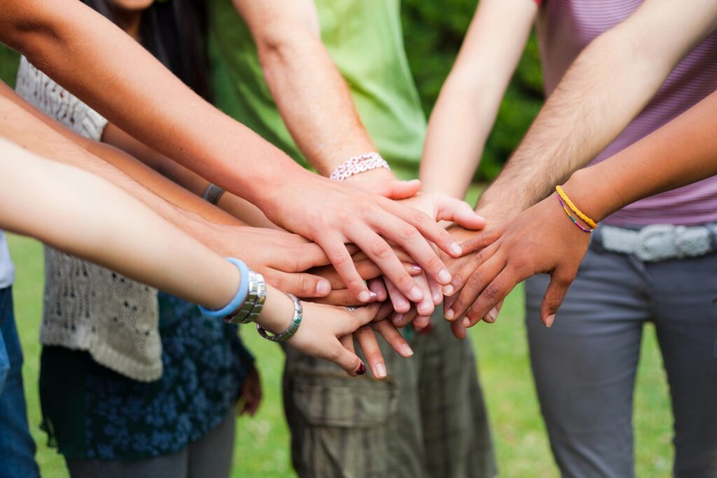 hands in a circle
